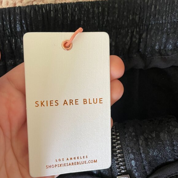 NWT Skies are Blue LA Black Snake Print Zip-up Miniskirt Size S - Picture 5 of 12